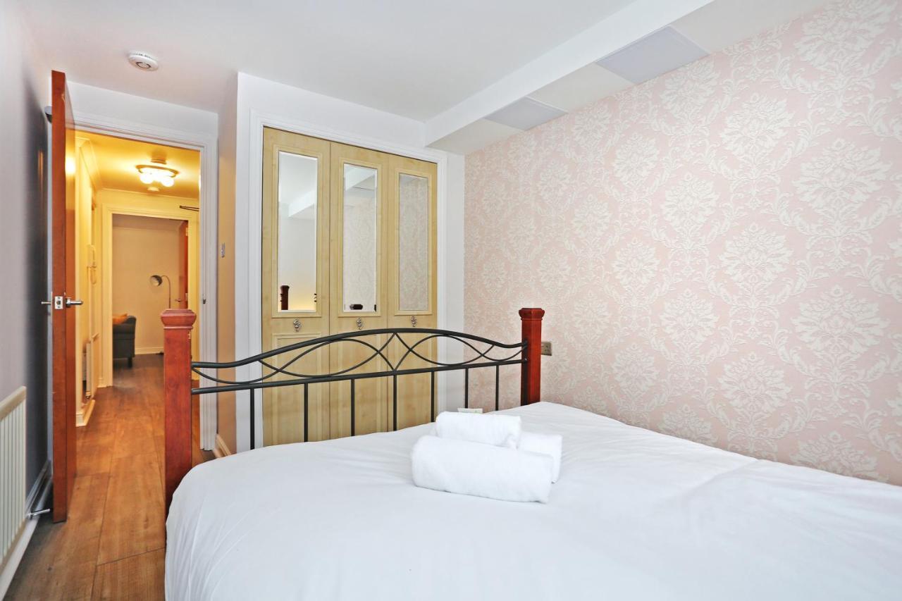 Altido 2Br Apartment With Free Parking, Near The Royal Mile エディンバラ エクステリア 写真