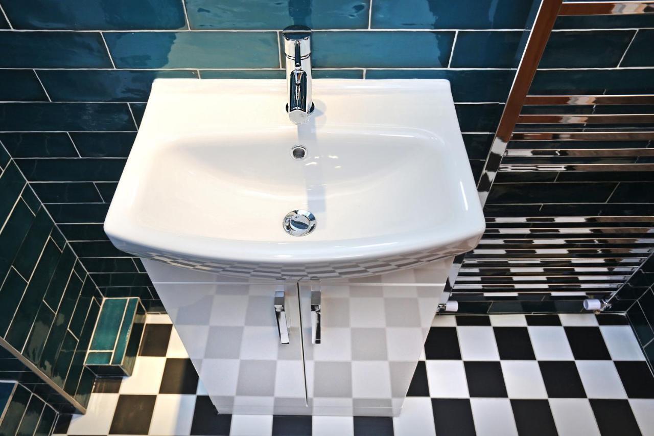 Altido 2Br Apartment With Free Parking, Near The Royal Mile エディンバラ エクステリア 写真