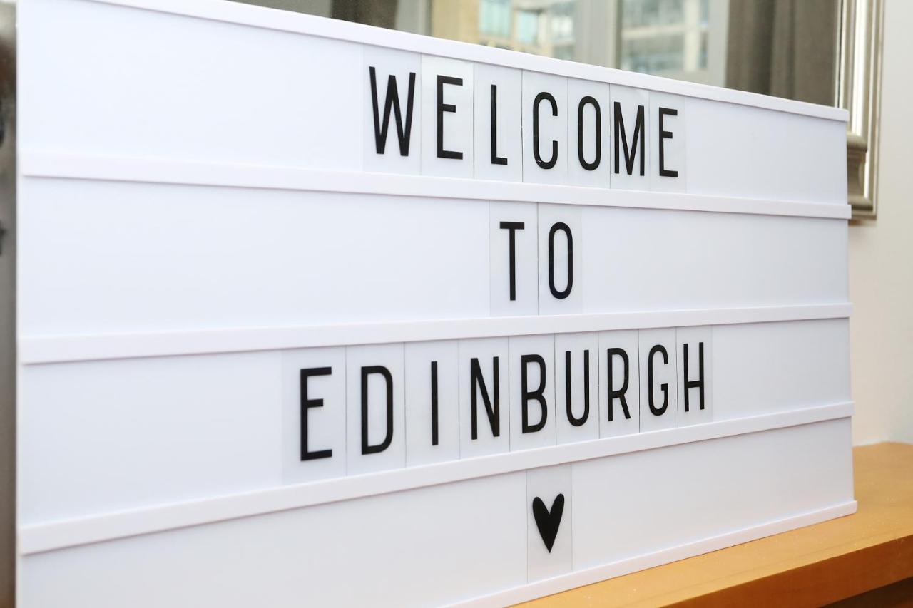 Altido 2Br Apartment With Free Parking, Near The Royal Mile エディンバラ エクステリア 写真