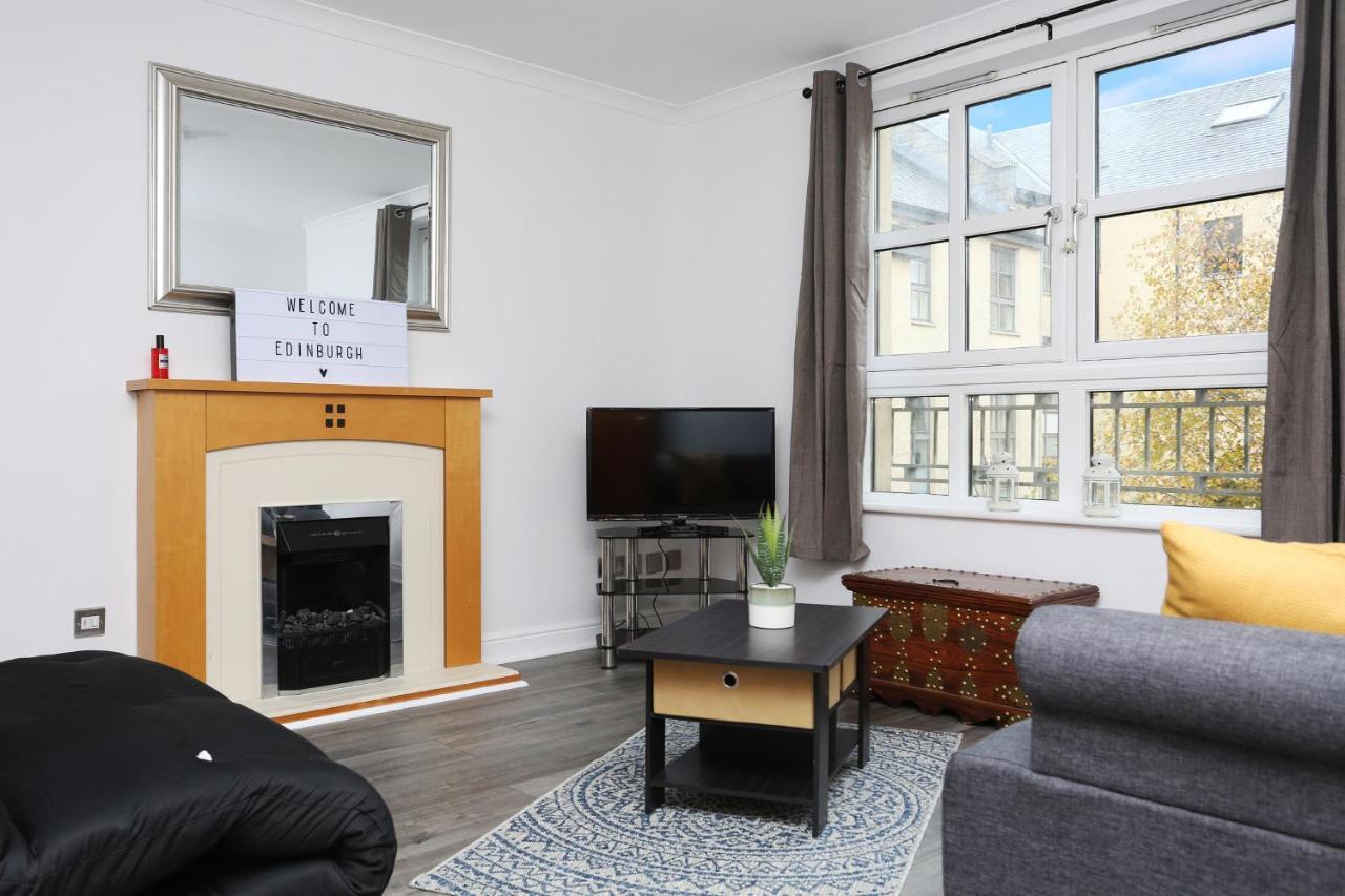 Altido 2Br Apartment With Free Parking, Near The Royal Mile エディンバラ エクステリア 写真