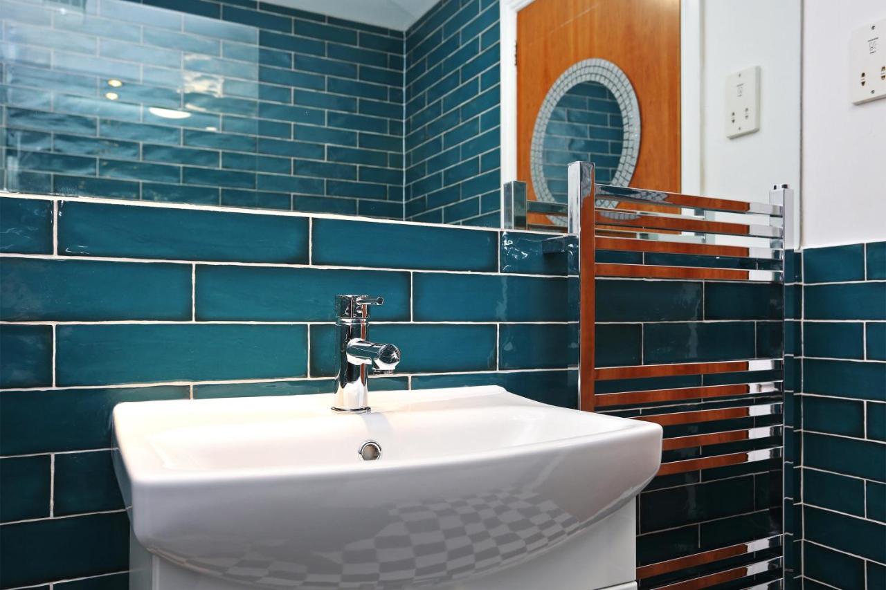 Altido 2Br Apartment With Free Parking, Near The Royal Mile エディンバラ エクステリア 写真