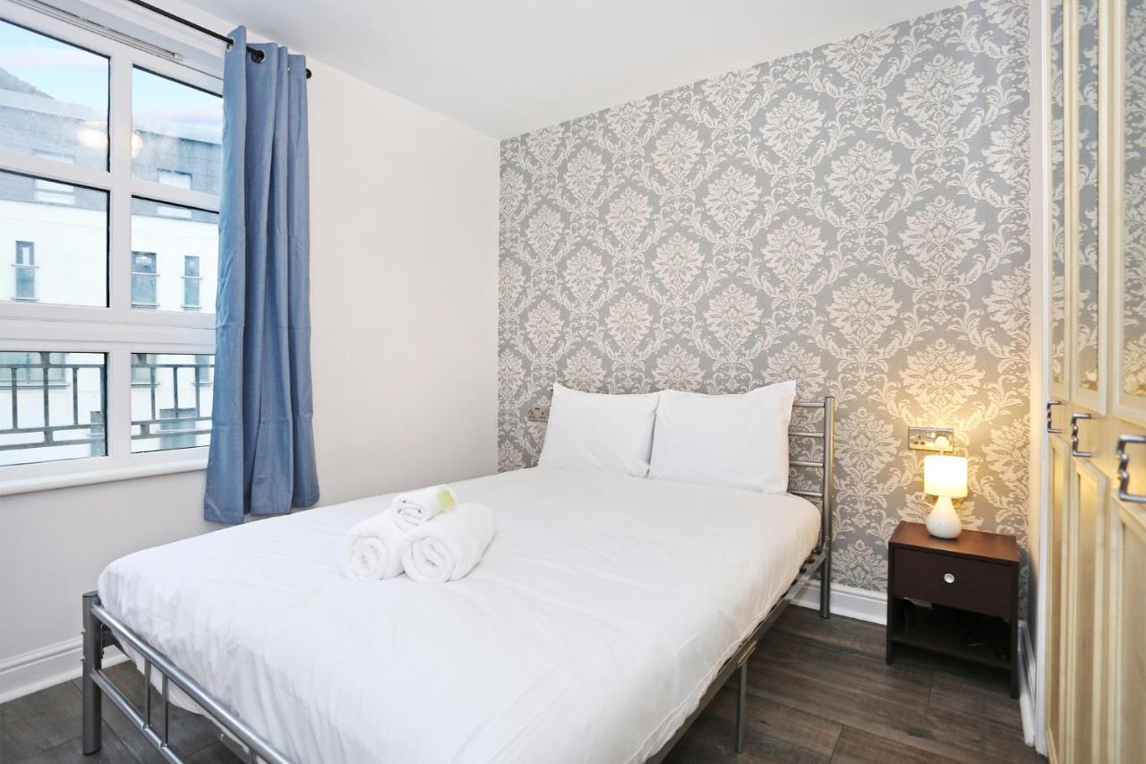 Altido 2Br Apartment With Free Parking, Near The Royal Mile エディンバラ エクステリア 写真